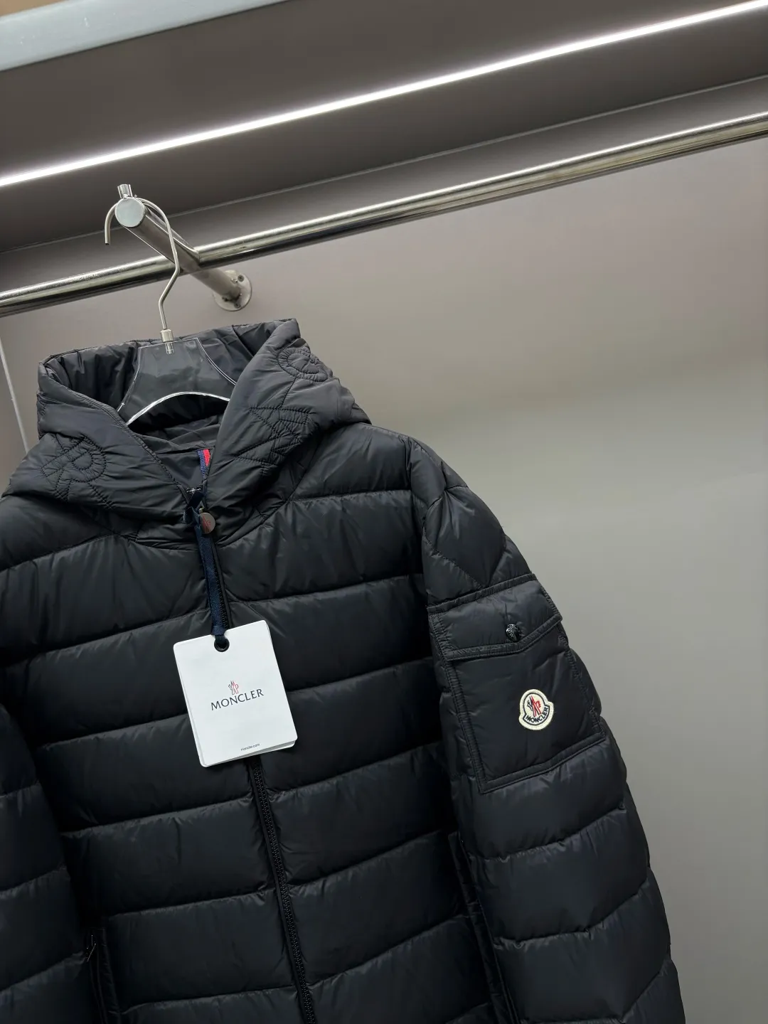 Moncler New Arrival ， “ ” Classic ，Versatile ， 。 ， ， ， ， ， 。 ， 。 ， ， ， ～ Sizes：M-XXXL ：Black